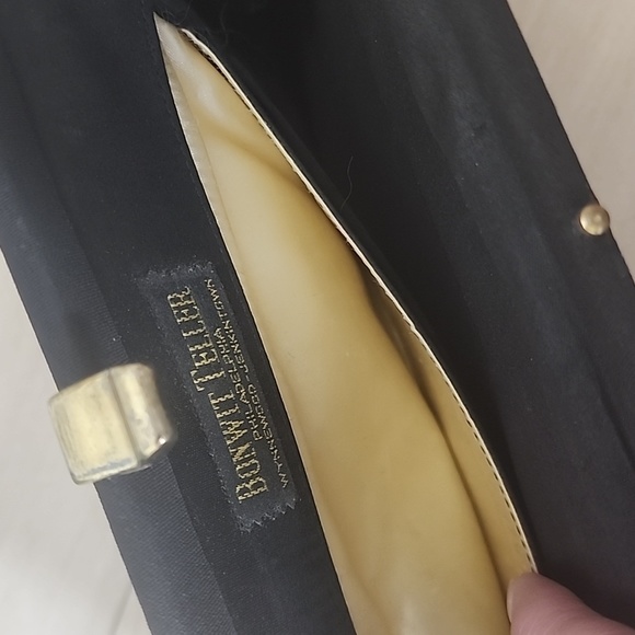 Vintage Bonwit Teller Clutch Purse - Picture 4 of 7